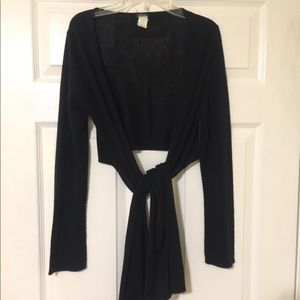 Fashionable crop sweater with tie front